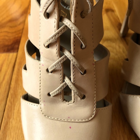 NWOT Aldo Nude Leather Tie Up Cage Heels - Picture 8 of 11